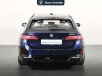 Usata BMW 540 M Sport 303 CV (222 kW) 2025 Tanzanite blue metallizzato Station wagon