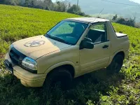 Usata Suzuki Grand Vitara 94 CV (69 kW) 2001 Cabrio