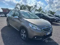 Usata Peugeot 2008 Allure 92 CV (67 kW) 2015 Grigio SUV