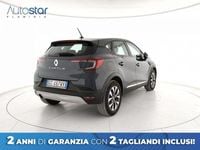 Usata Renault Captur Life 101 CV (74 kW) 2020 Argento SUV