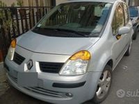 Usata Renault Modus 82 CV (60 kW) 2004 Monovolume