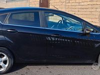 Usata Ford Fiesta 70 CV (51 kW) 2010 Blu Utilitaria