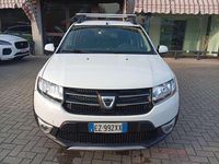 Usata Dacia Sandero Prestige 90 CV (66 kW) 2015 Bianco Berlina