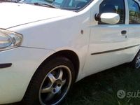 Usata Fiat Punto 2004 Bianco Utilitaria