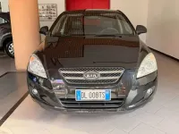 Usata Kia Ceed EX 116 CV (85 kW) 2007 Nero Utilitaria