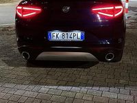 Usata Alfa Romeo Stelvio Executive 210 CV (154 kW) 2017 Blu SUV