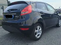 Usata Ford Fiesta 95 CV (69 kW) 2010 Nero Berlina