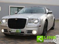 usata Chrysler 300C 3.0 V6 CRD con dettagli personal