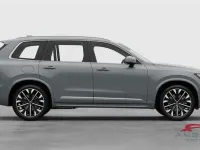 Uusi Volvo XC90 Plus 455 HP (334 kW) 2026 Harmaa Katumaasturi