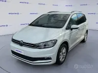 Usata VW Touran Business 150 CV (110 kW) 2021 Bianco Monovolume