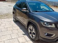 Usata Jeep Compass 120 CV (88 kW) 2017 Giallo SUV