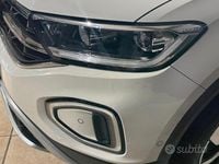 Usata VW T-Roc Style 149 CV (109 kW) 2022 Beige SUV
