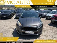 Usata Ford Fiesta Business Edition 80 CV (58 kW) 2016 Grigio scuro Utilitaria