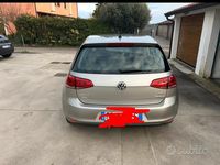Usata VW Golf VII Highline 110 CV (80 kW) 2017 Berlina