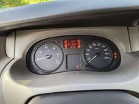 Usata Renault Trafic 140 CV (102 kW) 2006 Rosso Monovolume