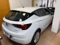 Usata Opel Astra 105 CV (77 kW) 2017 Bianco Berlina