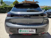 Usata Peugeot 208 Allure 101 CV (74 kW) 2025 Grigio Utilitaria
