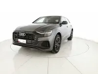 Usata Audi Q8 Ambiente 231 CV (169 kW) 2022 Grigio daytona perla SUV