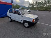 Usata Fiat 750 34 CV (25 kW) 1992 Bianco Berlina