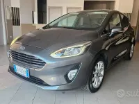Usata Ford Fiesta Titanium 75 CV (55 kW) 2019 Grigio Utilitaria