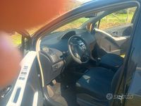 Usata Toyota Yaris 90 CV (66 kW) 2009 Nero Utilitaria