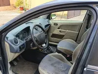 Usata Ford Fiesta 73 CV (53 kW) 2007 Grigio Utilitaria