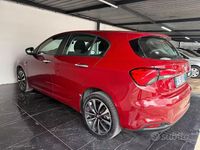 Usata Fiat Tipo Lounge 120 CV (88 kW) 2017 Rosso Berlina