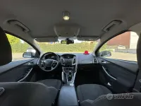 Usata Ford Focus 95 CV (69 kW) 2012 Grigio Berlina