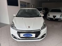 Usata Peugeot 208 Allure 75 CV (55 kW) 2016 Bianco Utilitaria