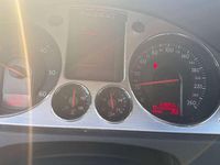 Usata VW Passat Sportline 140 CV (102 kW) 2005 Grigio Station wagon