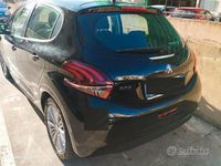 Occasion Peugeot 208 82 PK (60 kW) 2016 Zwart Hatchback