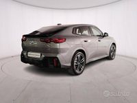 Usata BMW iX2 M Sport 150 kW (204 CV) 2024 Grigio SUV