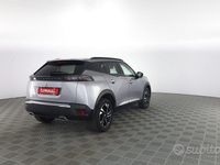 Usata Peugeot 2008 Allure 131 CV (96 kW) 2022 Grigio SUV