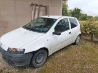 Usata Fiat Punto 86 CV (63 kW) 2002 Utilitaria