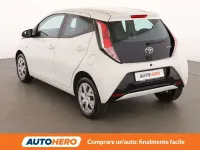 Usata Toyota Aygo X-play 69 CV (50 kW) 2015 Bianco Utilitaria
