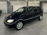 Usata Opel Zafira Comfort 125 CV (91 kW) 2003 Blu/azzurro Monovolume