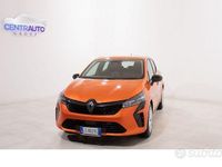 Usata Renault Clio V Evolution 67 CV (49 kW) 2024 Arancione Berlina