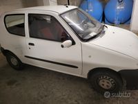 Usata Fiat 600 39 CV (28 kW) 2000 Bianco Utilitaria