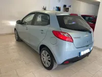 Usata Mazda 2 85 CV (62 kW) 2008 Blu Utilitaria