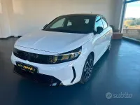 Usata Opel Corsa 101 CV (74 kW) 2025 Bianco Utilitaria