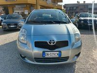 Usata Toyota Yaris 90 CV (66 kW) 2008 Nero Utilitaria