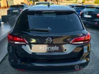 Käytetty Opel Astra Innovation 136 HP (100 kW) 2016 Musta Farmari