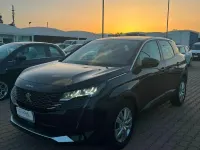 Usata Peugeot 3008 Active 130 CV (95 kW) 2022 Nero SUV