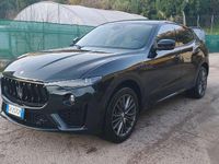 Usata Maserati Levante 330 CV (242 kW) 2021 Nero SUV