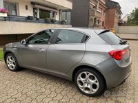 Usata Alfa Romeo Giulietta Super 120 CV (88 kW) 2020 Grigio Utilitaria