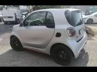 Usata Smart ForTwo Coupé 41 kW (56 CV) 2020 Argento Utilitaria