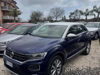 Usata VW T-Roc Style 116 CV (85 kW) 2019 Blu SUV