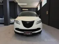 Usata Lancia Ypsilon 80 CV (58 kW) 2015 Bianco Utilitaria