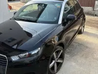 Usata Audi A1 Attraction 105 CV (77 kW) 2011 Nero Utilitaria
