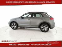 Usata VW T-Roc R-line 150 CV (110 kW) 2024 Grigio SUV